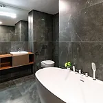 Wonder Hill - Klimatyzowane Z Bajkowym Widokiem Na Gory I Zalew, Z Balkonami Lub Tarasami דירה